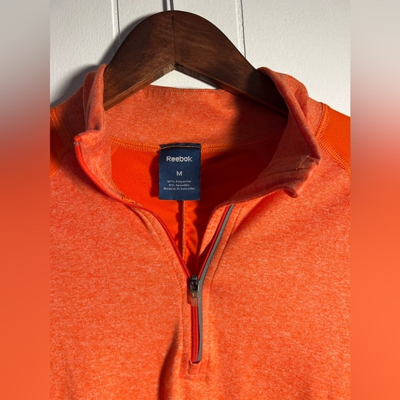 Reebok Running Shirt - Picture 2 of 5